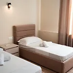 Hotell Okej *