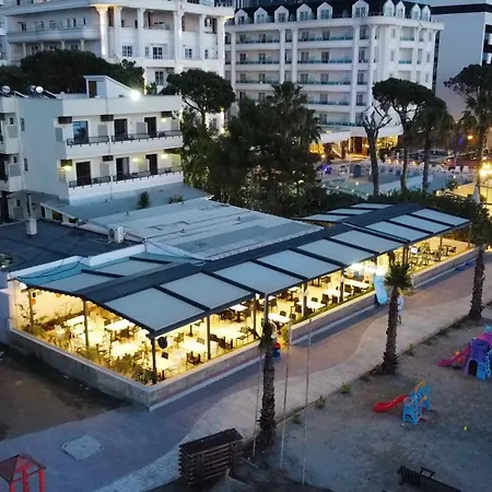 Okej Hotel *