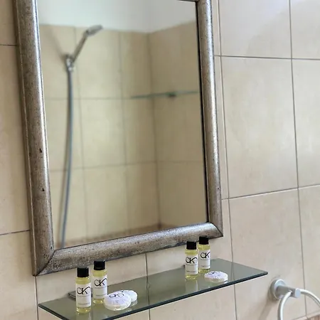 Okej Hotel Golem (Tirana)