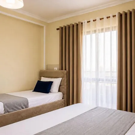 Okej Hotel *