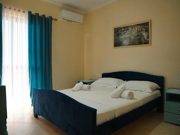 Okej Hotel *